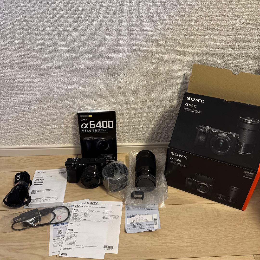 【クロ】Sony α6400 ダブルズームレンズキット　ブラック