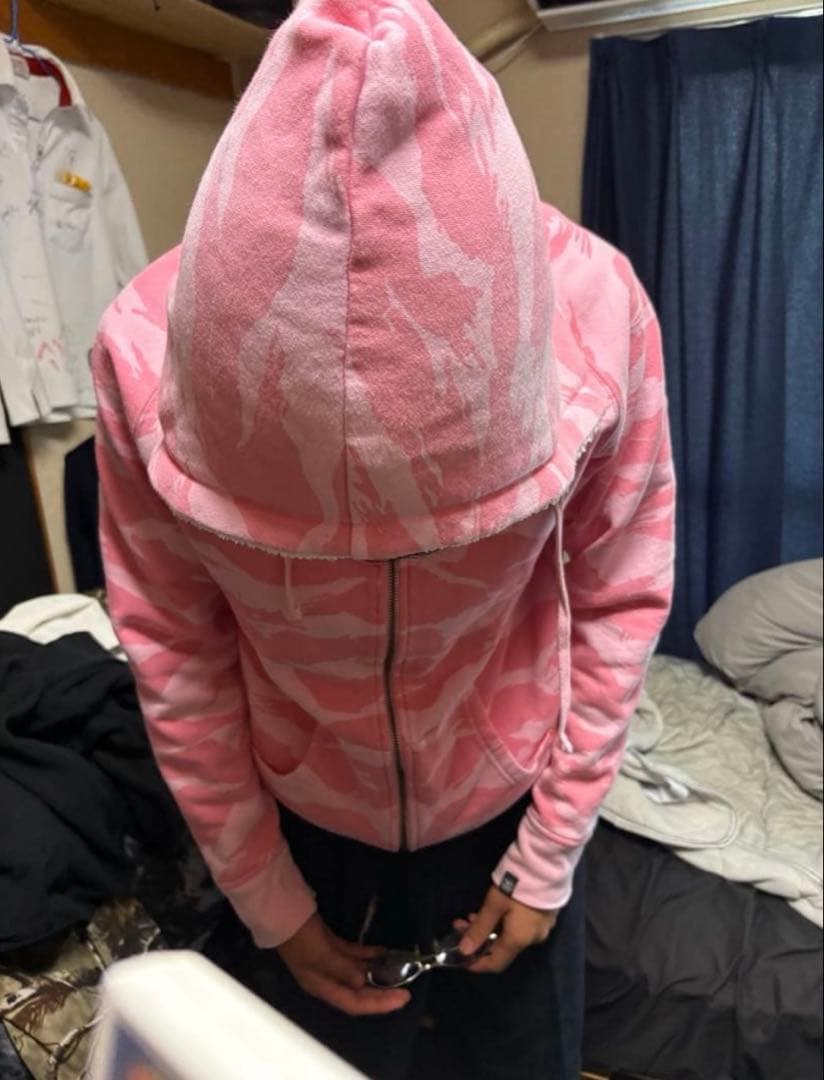 ステューシーカモフラパーカー