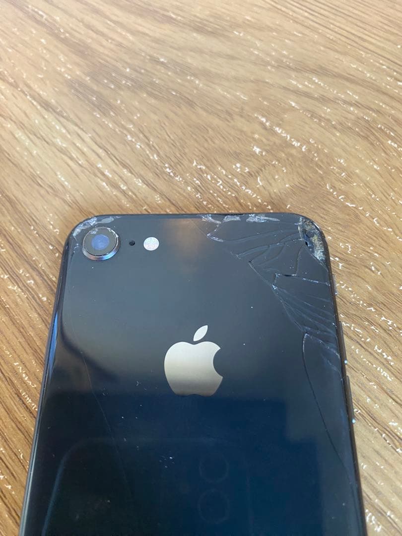 【ジャンク品】Apple iPhone 8 64GB