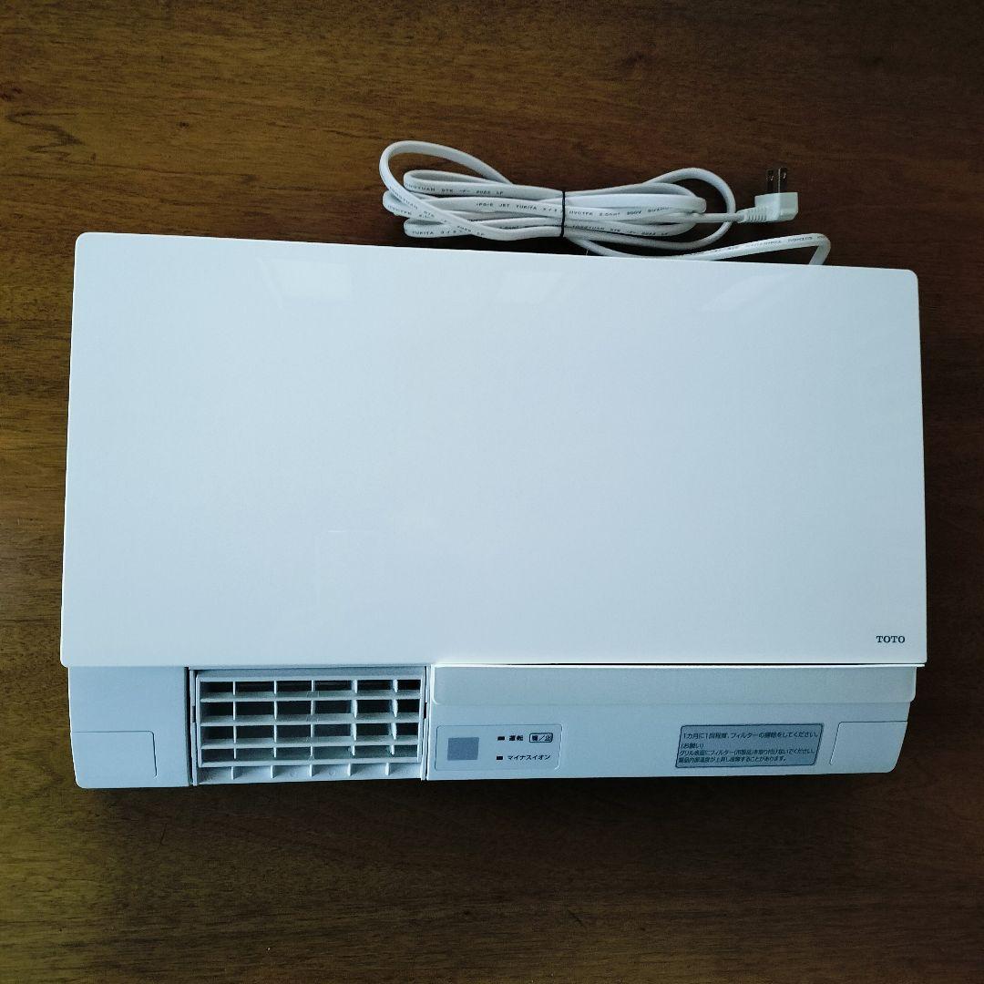 TOTO TYR340型 洗面所暖房機 ホワイト