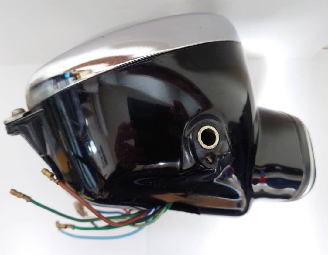 CD90ヘッドライト、スピードメーター