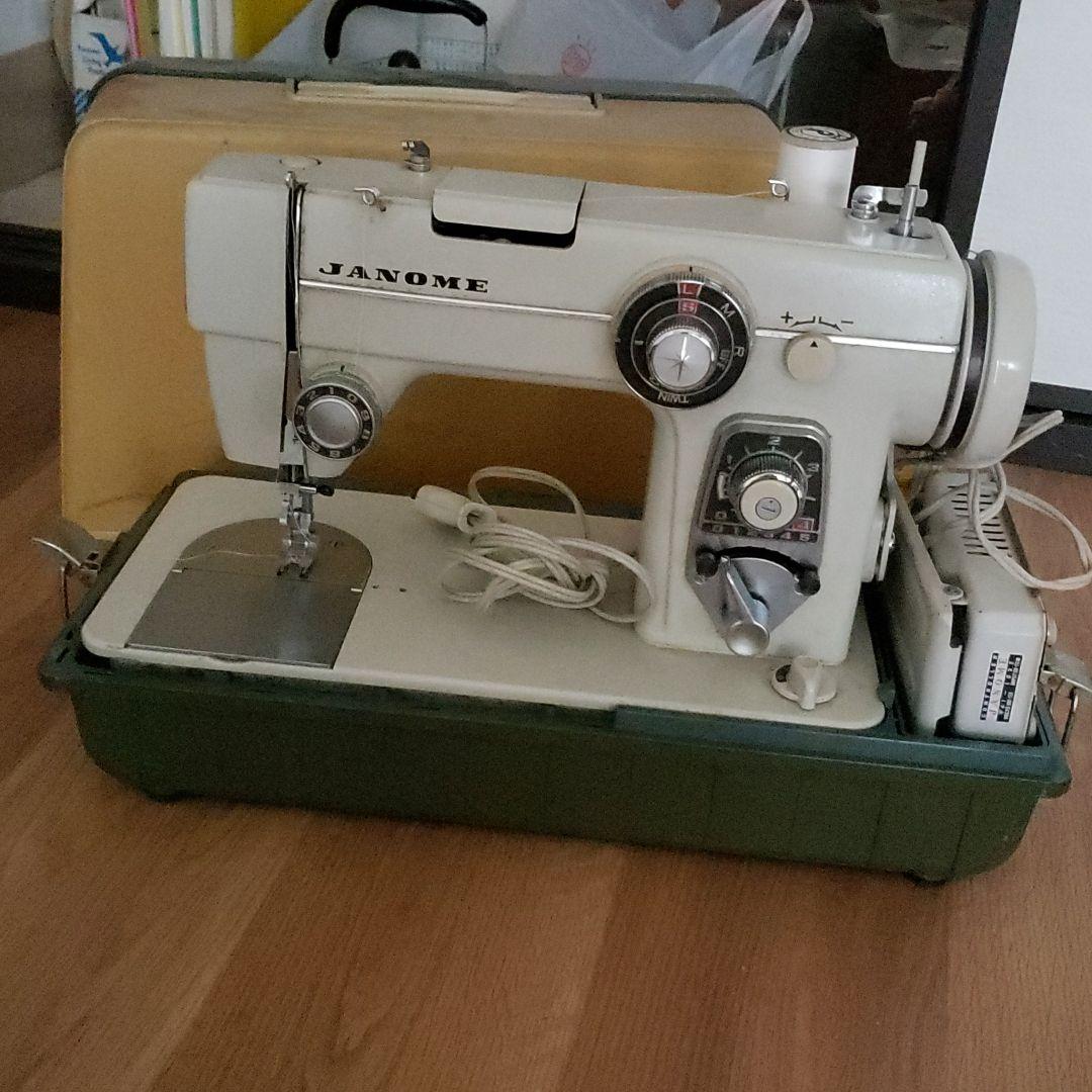 ジャノメ ミシン 中古 状態不明