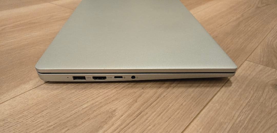 【ほぼ未使用】Lenovo Ideapad Slim 5 Light Gen8