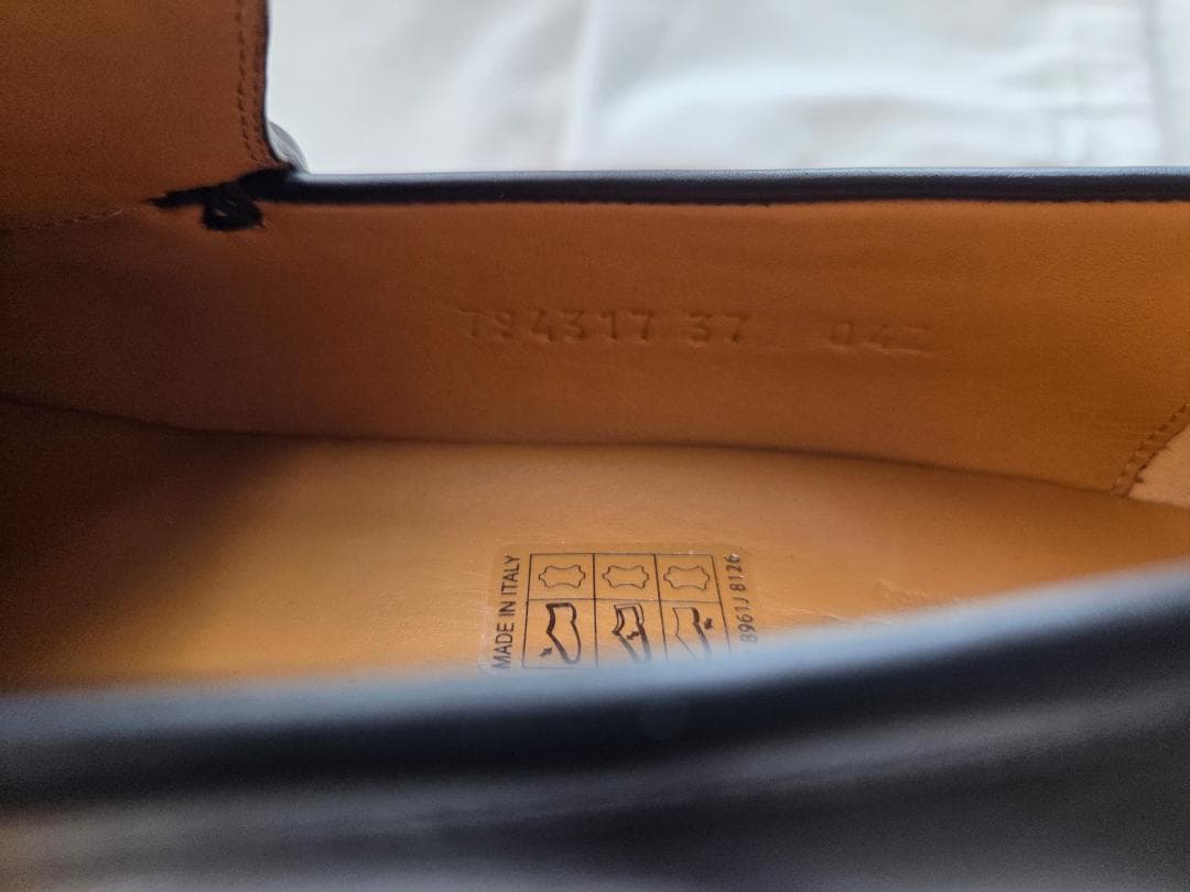 GUCCI ブラック ローファー