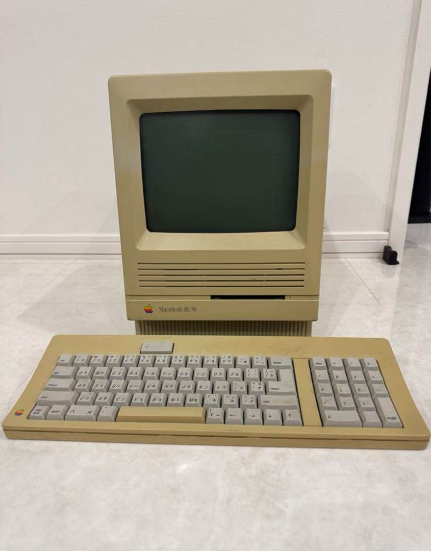 Apple Macintosh SE/30 本体、キーボード、マウス、ゲーム等