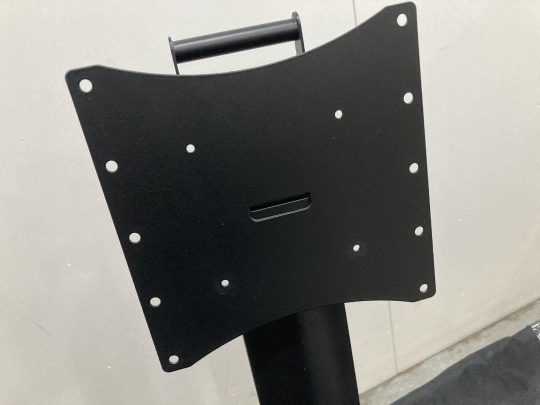 ディスプレイ スタンド 50インチ対応 ハヤミ工産 TF-330B　移動式