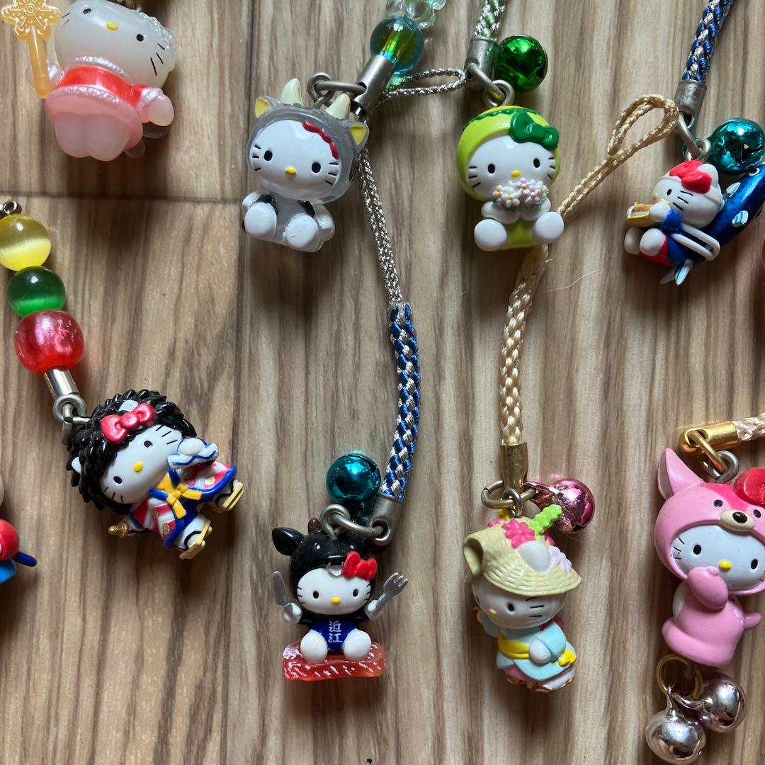 キティちゃん　ハローキティ　キーホルダー　ご当地　レア　生産終了