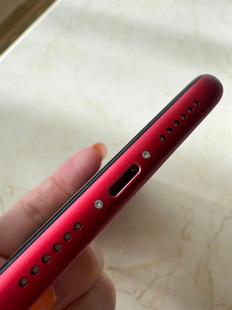 Apple iPhone 11 64GB 本体　スマホ