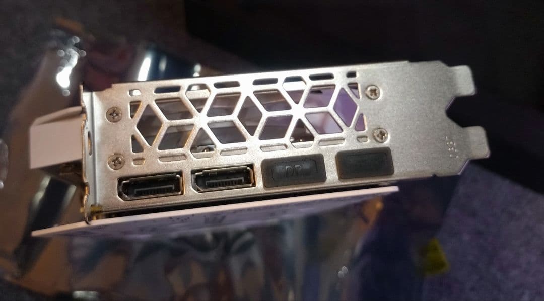 GALAKURO GEFORCE RTX 4060 Ti 人気ホワイトモデル