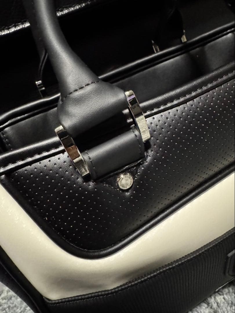 美品Mark & Lona ゴルフカートバッグ