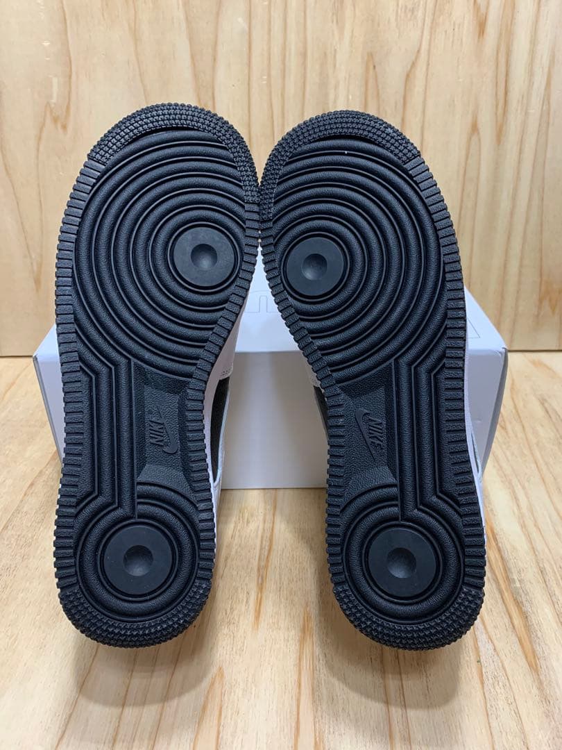 Nike Air Force 1 low 未使用品