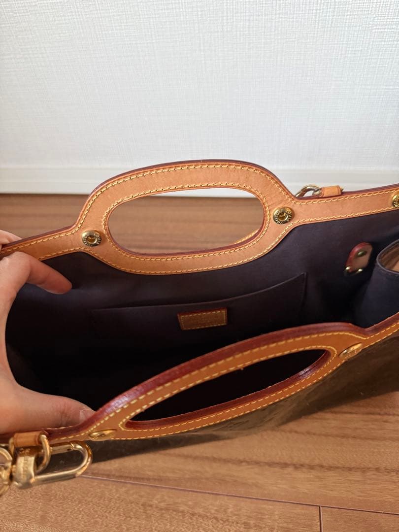 LOUIS VUITTON ダークブラウン ハンドバッグ