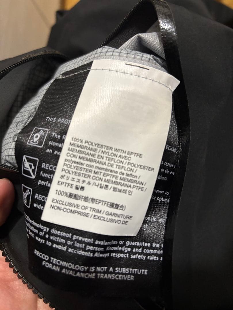 Arc’teryx アークテリクス Alpha sv ジャケット M