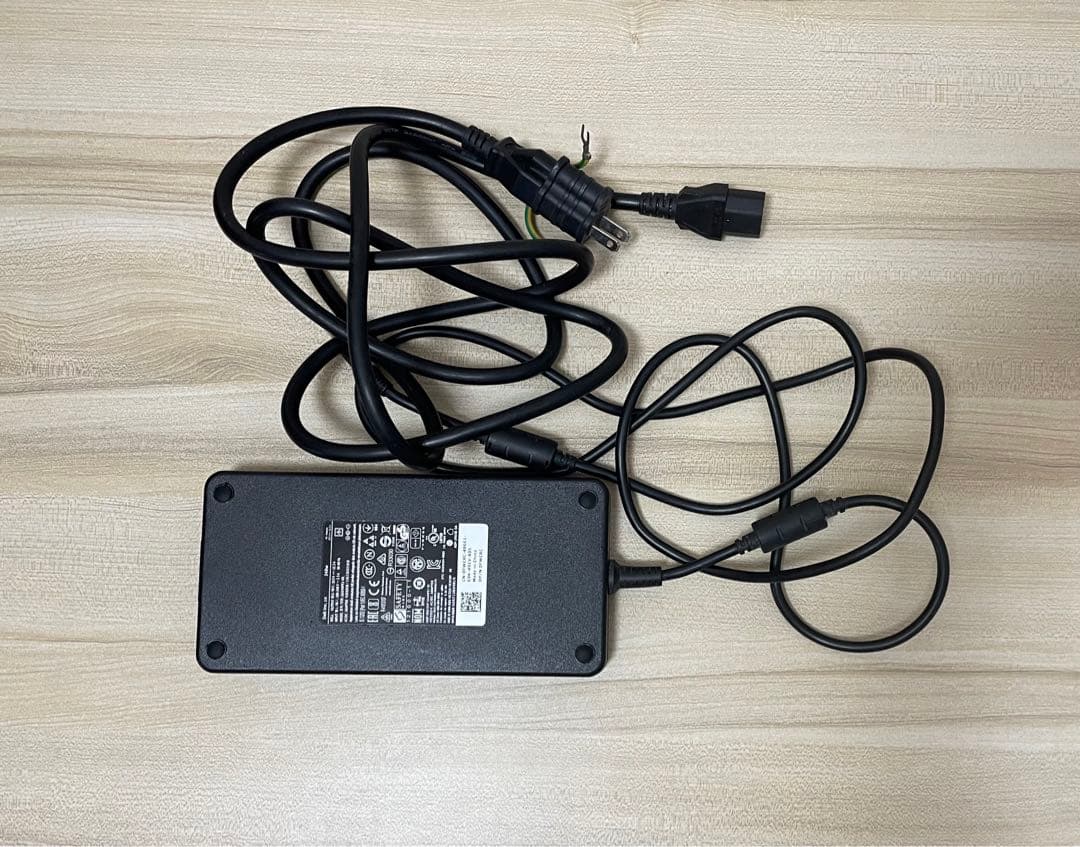 DELL M6800 i7 Ram 16GB 17.3インチ