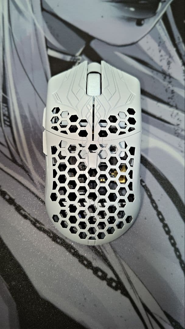 Finalmouse ULX Frostlord Medium マウス