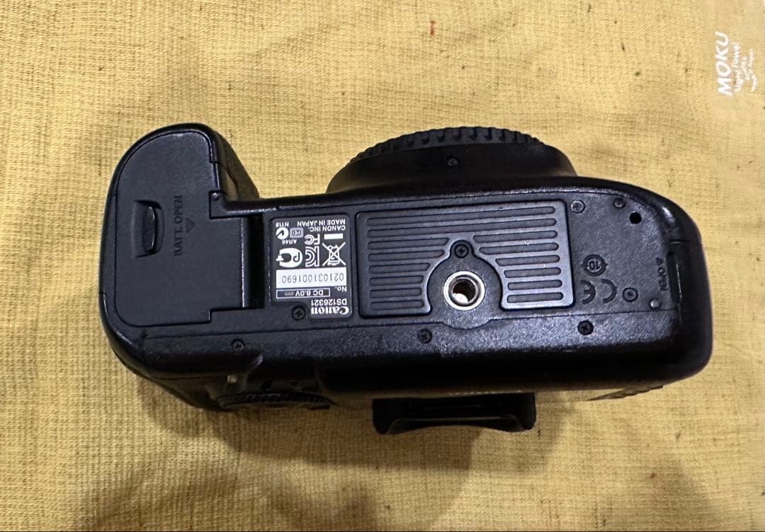 Canon EOS 5D Mark III 本体と付属品