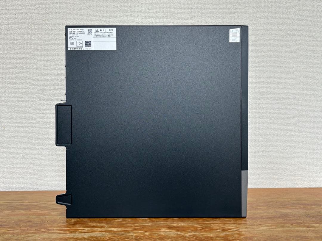 富士通 CELSIUS J5010//Xeon W-1250/128GB/8GB