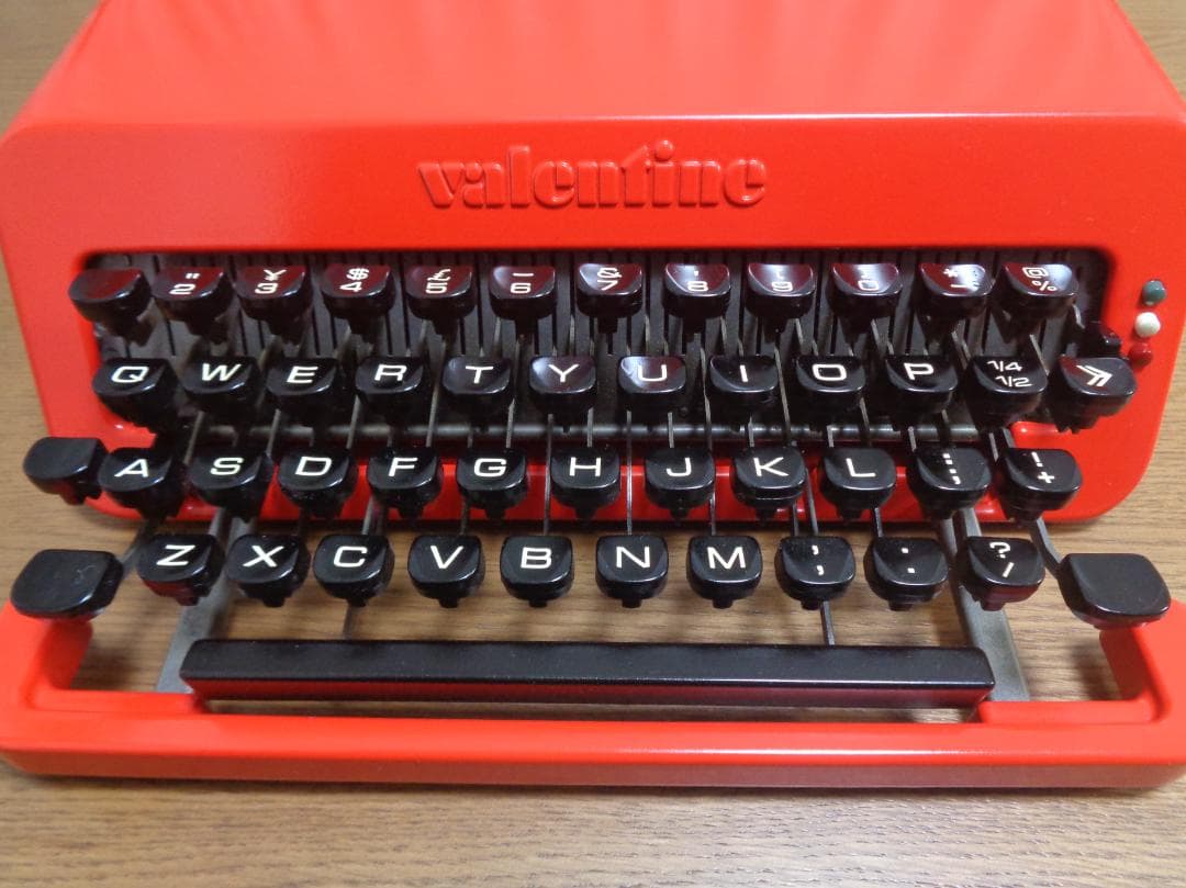 完動品olivetti valentine sタイプライター時計じかけのオレンジ