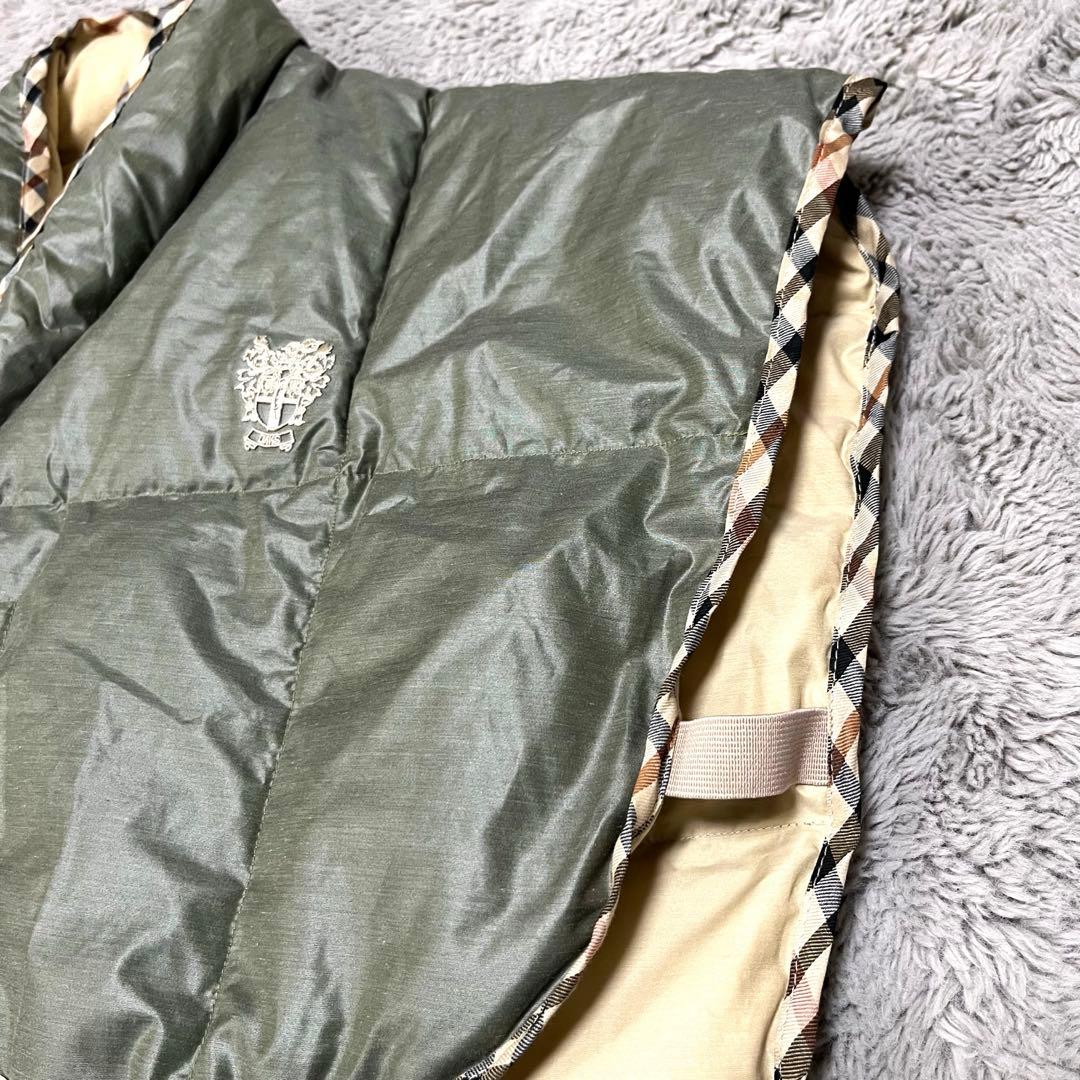 ☆新品DAKS 羽毛肩当て　ウール膝掛け　セット☆