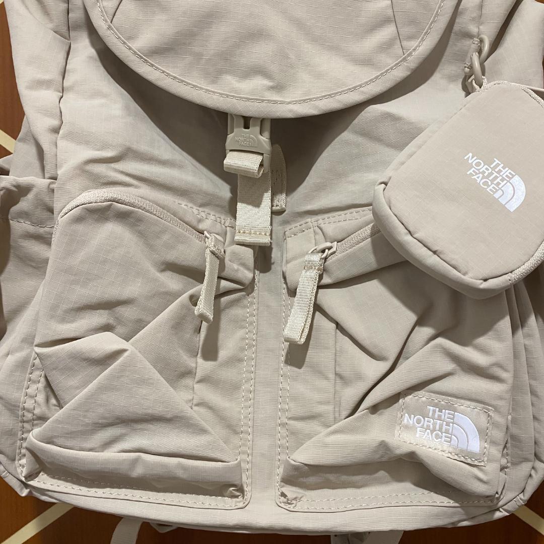 ザノースフェイス ウィメンズ ブリーズ バックパック ベージュ　NM2DR19B