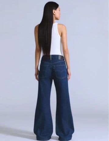 2025ssリーバイス　BLUETAB CARVE リラックスジーンズインディゴ