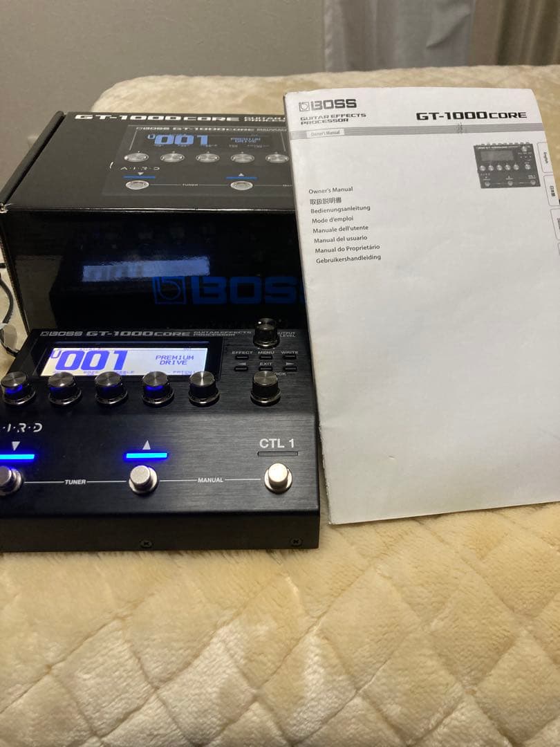 BOSS GT-1000CORE ギターエフェクター 箱と説明書付き