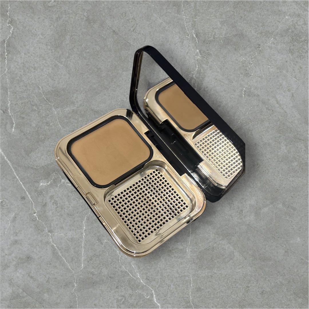 クレ・ド・ポー ボーテ パウダーファンデーション