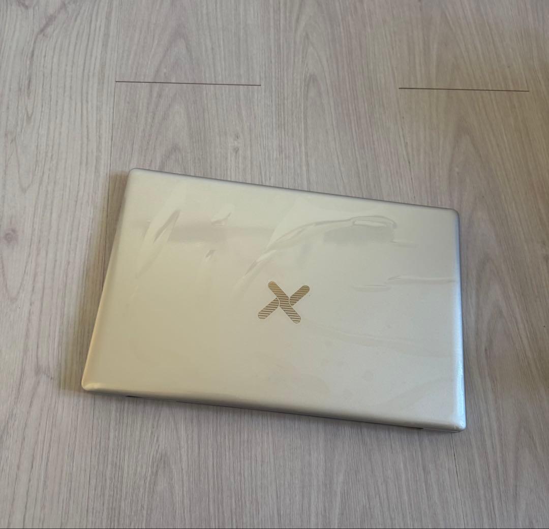 新品未使用ノートパソコン