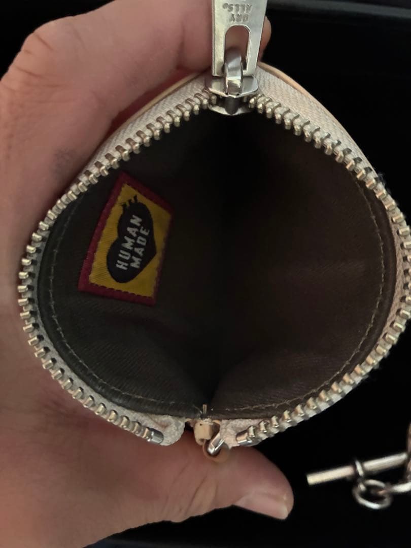 HUMAN MADE ケース ベージュ