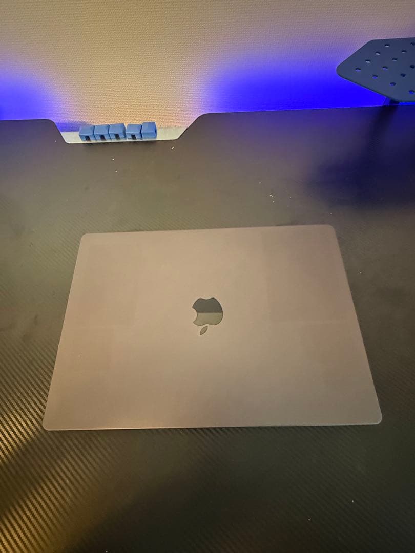 MacBook Pro 16インチ M4 Max / 128GB / 8TB