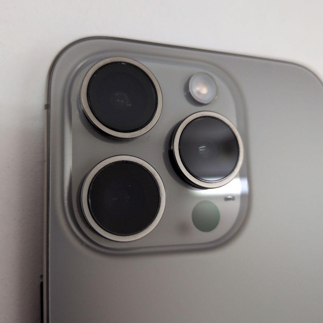 【美品】iPhone 15 Pro 128GB ナチュラルチタニウム
