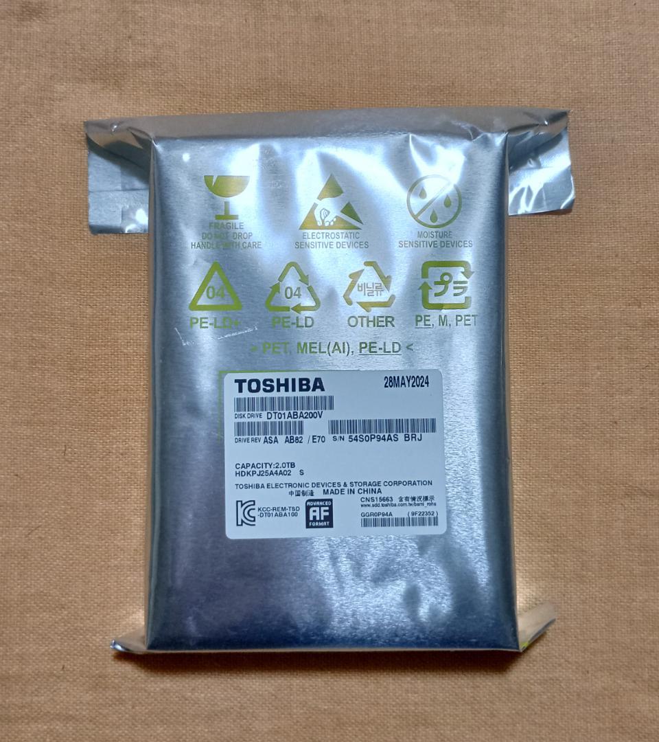 ★【未使用】東芝 3.5インチSATA HDD 2TB DT01ABA200V③