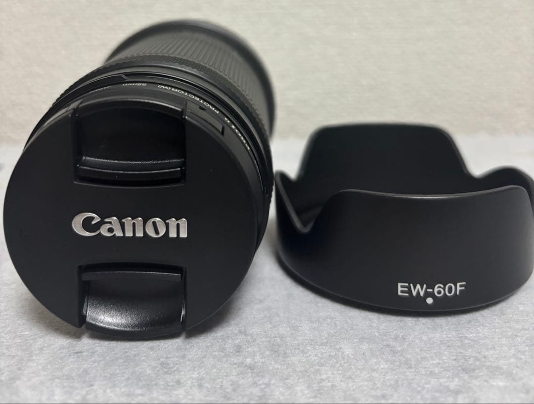 Canon キャノン　RF-S18-150mm F3.5-6.3 IS STM