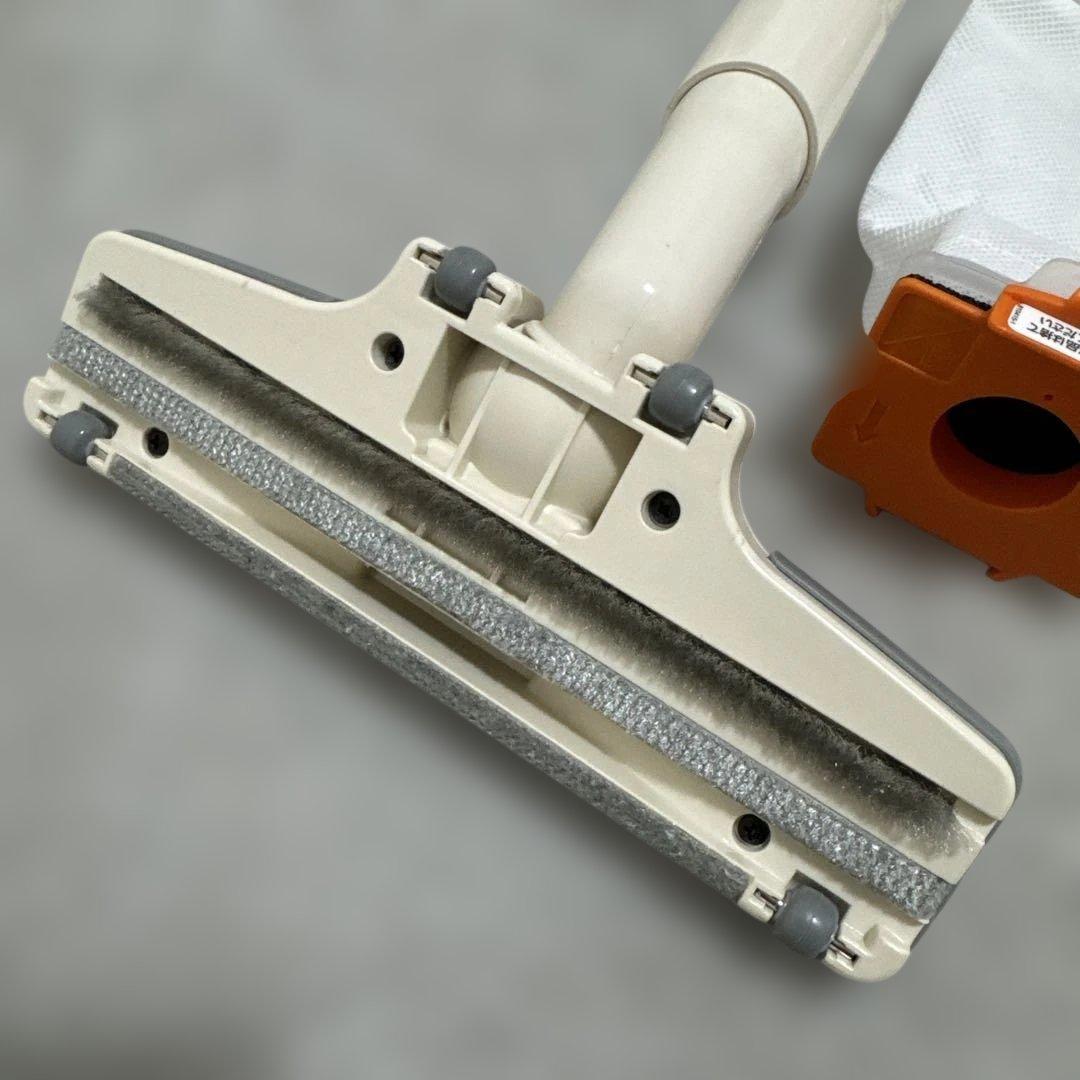 makita 10.8V充電式クリーナCL115FD 別売アタッチメント数点付き