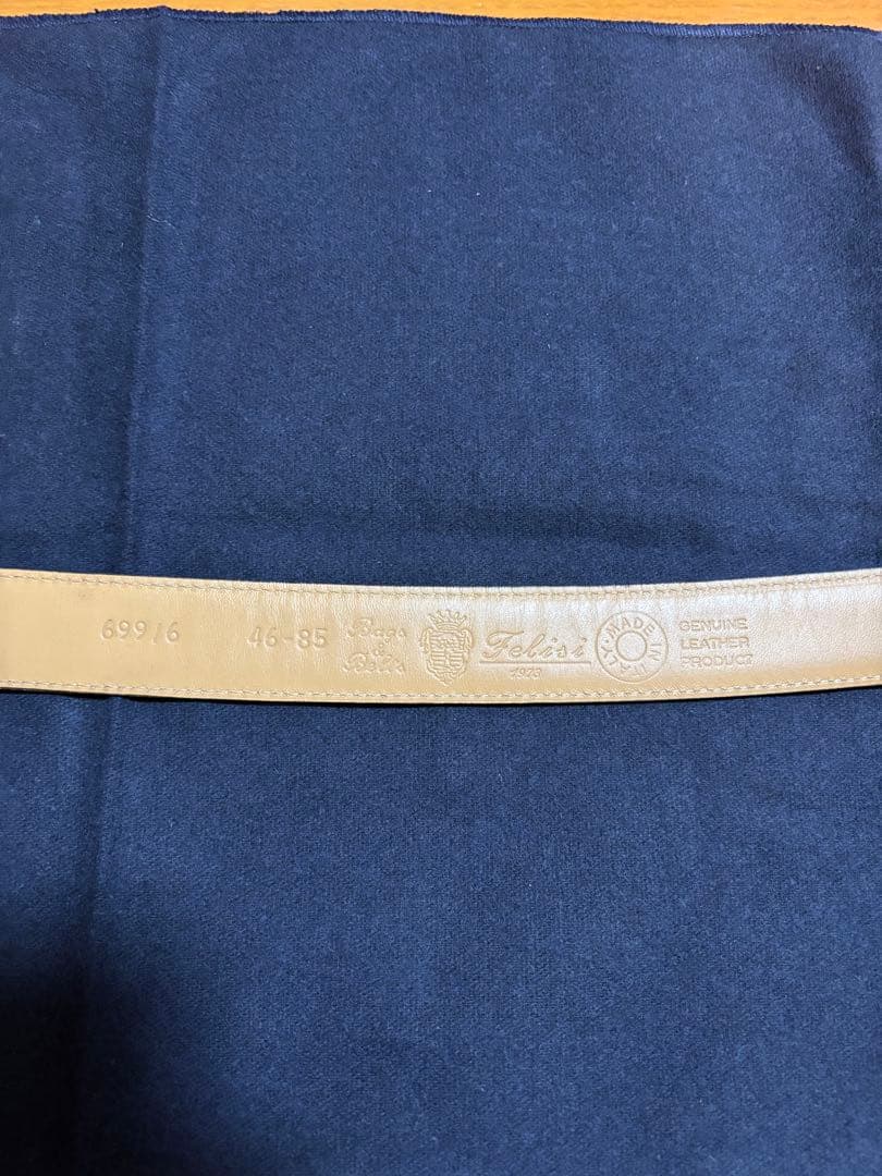Felisi 革ベルト