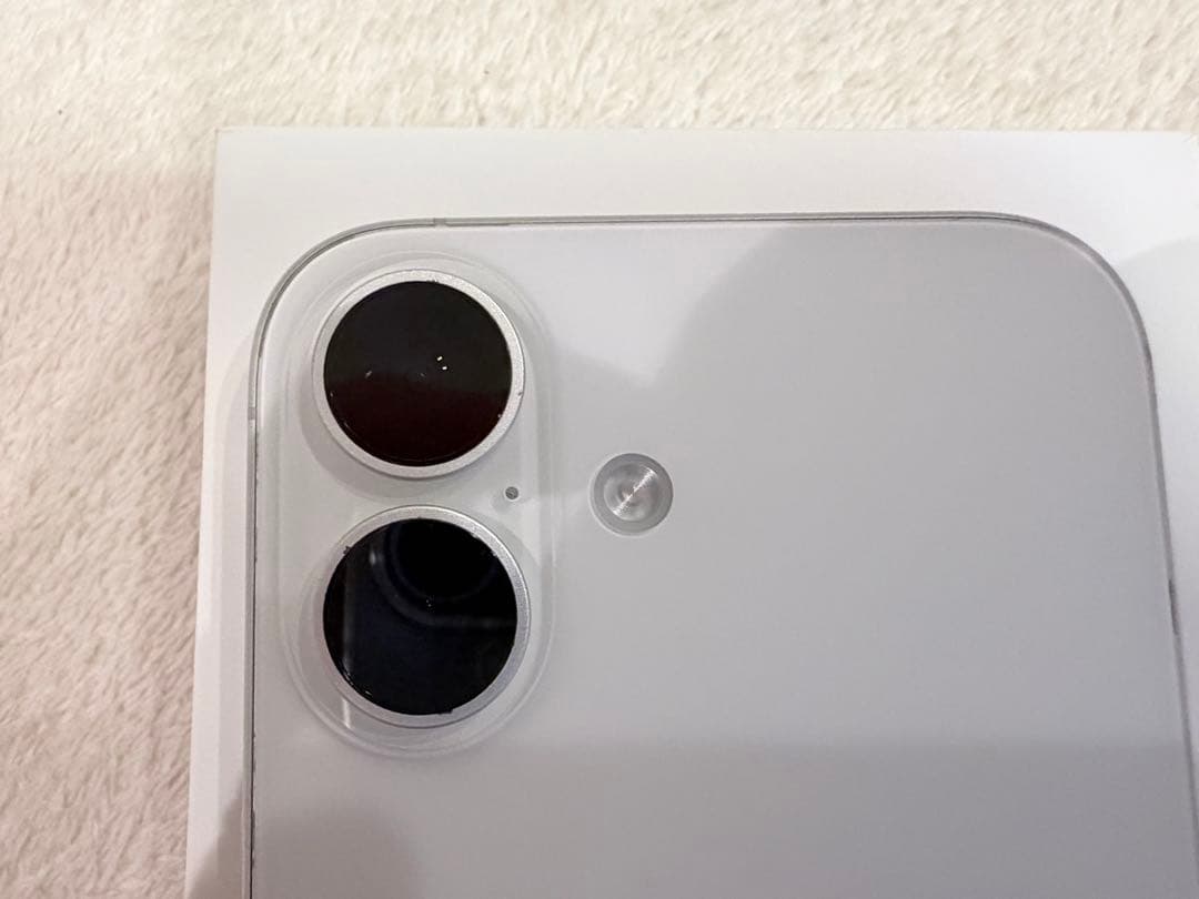 iPhone16 128GB ホワイトSIMフリー　ジャンク