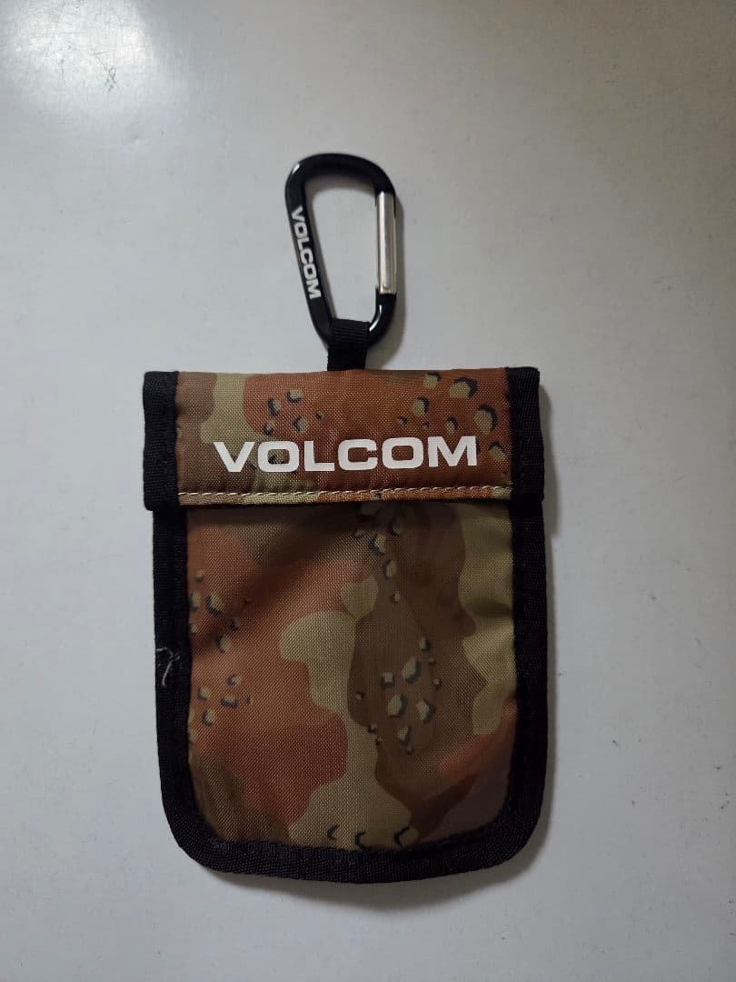 VOLCOM スノーボードウェア　防水透湿ジャケット XL
