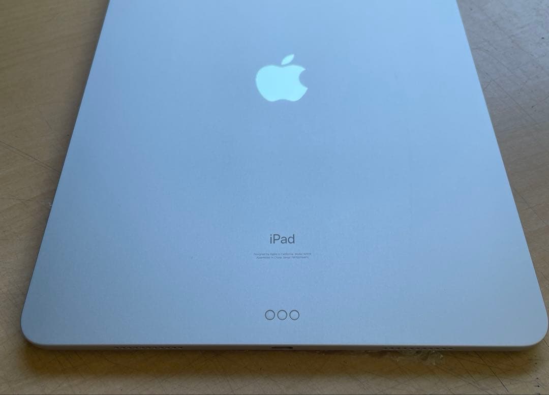 iPad Pro 12.9　第5世代　シルバー　128GB A2378超美品#2