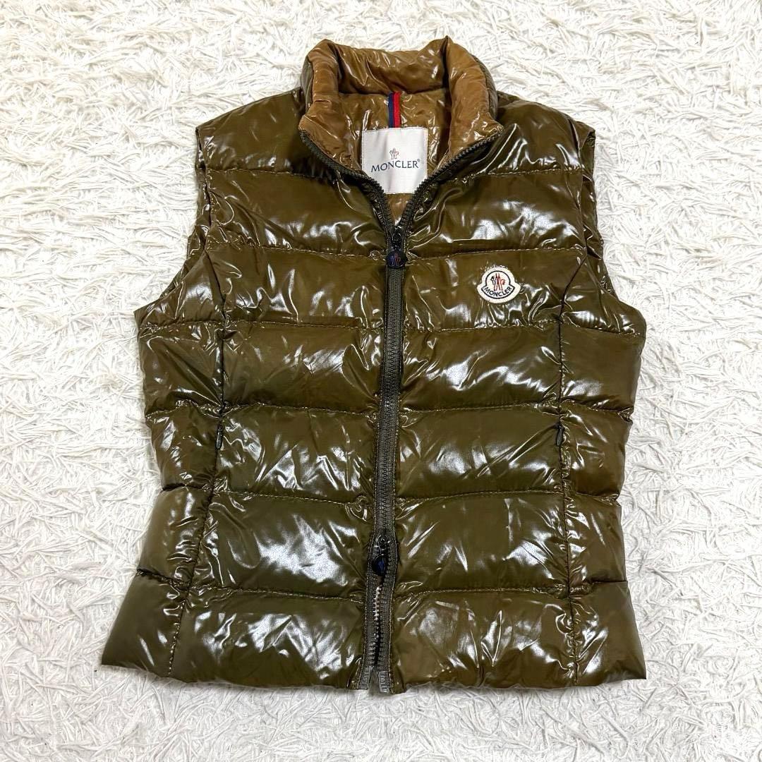 15507✨MONCLER ダウンベスト/0/ナイロン カーキ ワッペン