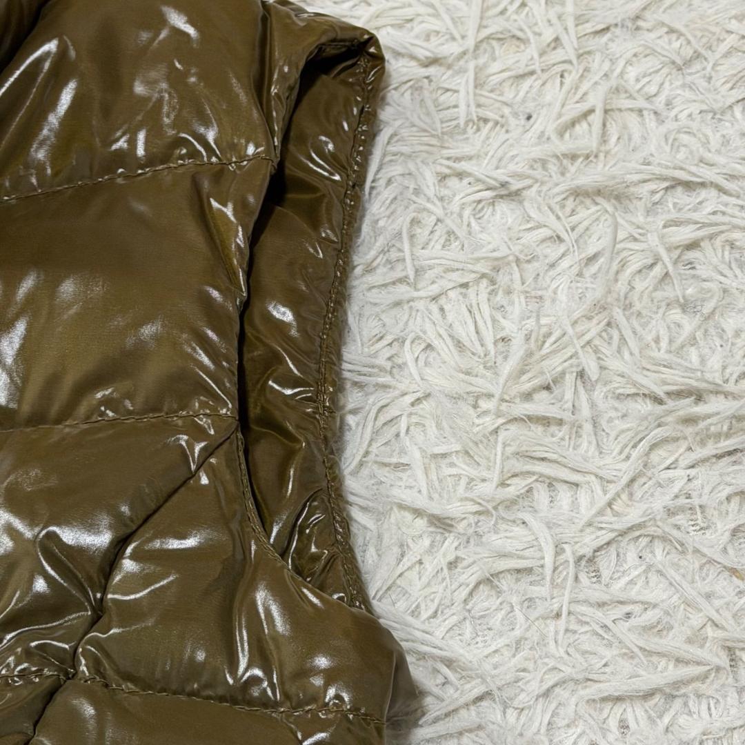 15507✨MONCLER ダウンベスト/0/ナイロン カーキ ワッペン