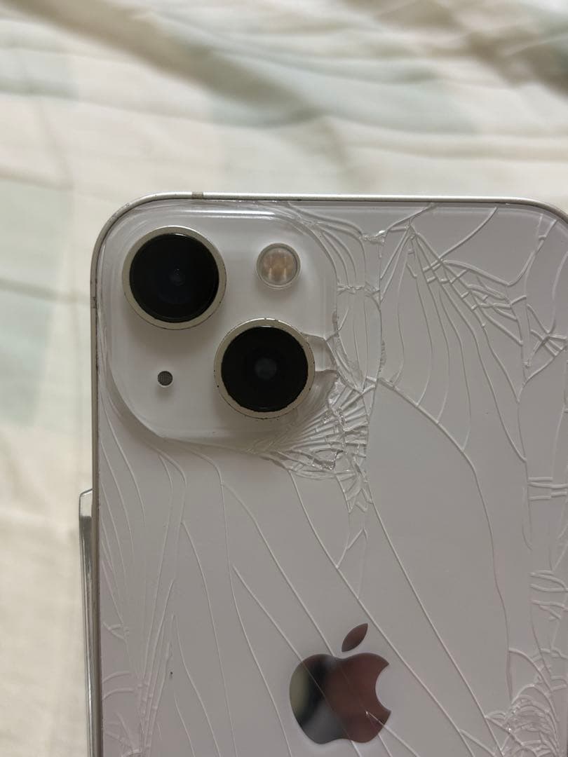 【部品取り】iPhone13 スターライト 128GB SIMフリー ジャンク