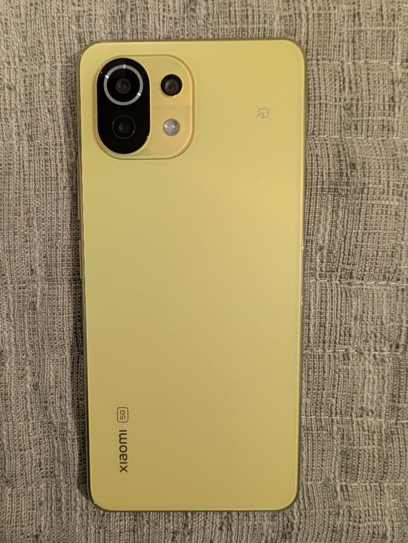 美品 Xiaomi Mi 11 Lite 5G イエロー 本体