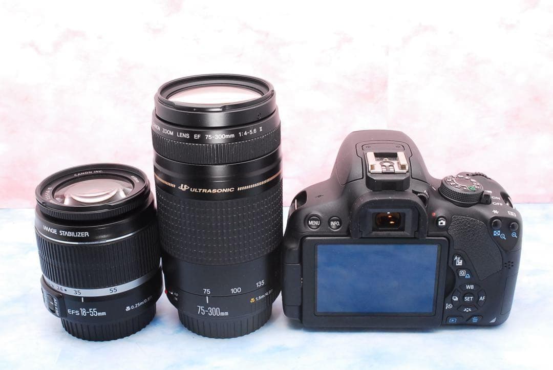 ★キャノン Kiss X7i★手ぶれ補正＆超望遠★一眼レフカメラ★バッグ付♪