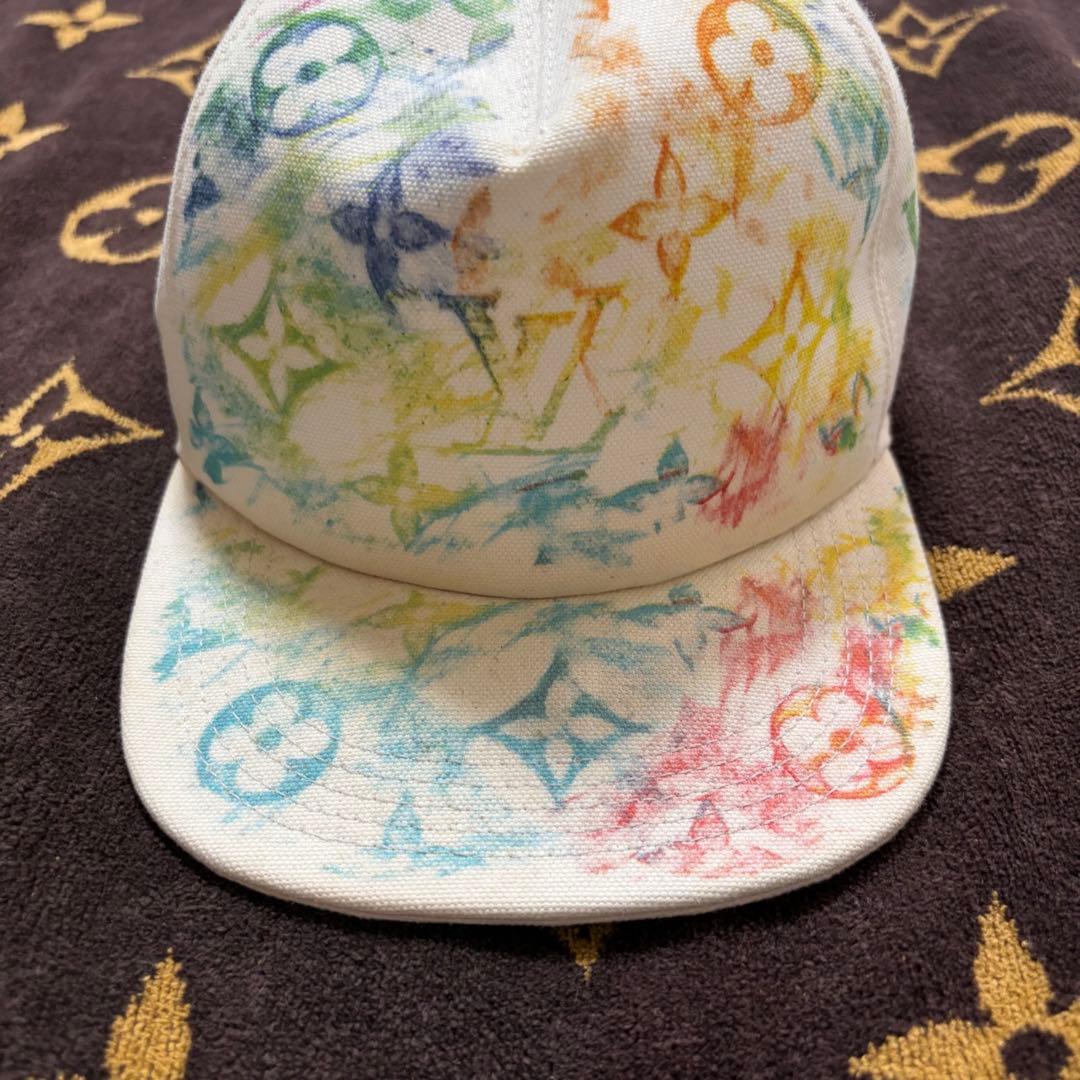 ルイ・ヴィトン 多色モノグラムキャップ