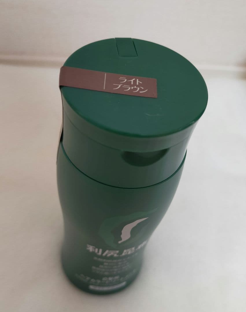 利尻ヘアカラートリートメント　ライトブラウン4本セット