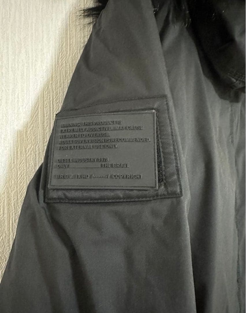 DIESEL ファー付きモッズコート　ダウン　黒