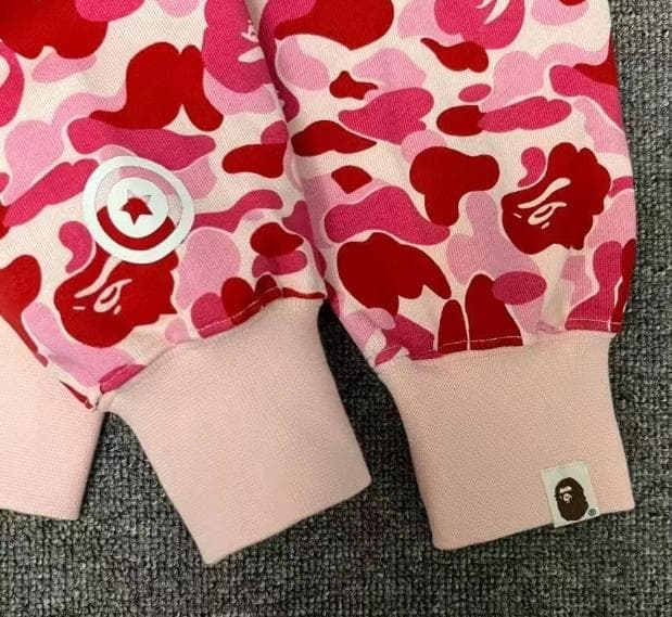 BAPE ピンクカモフラージュ サメパーカー M