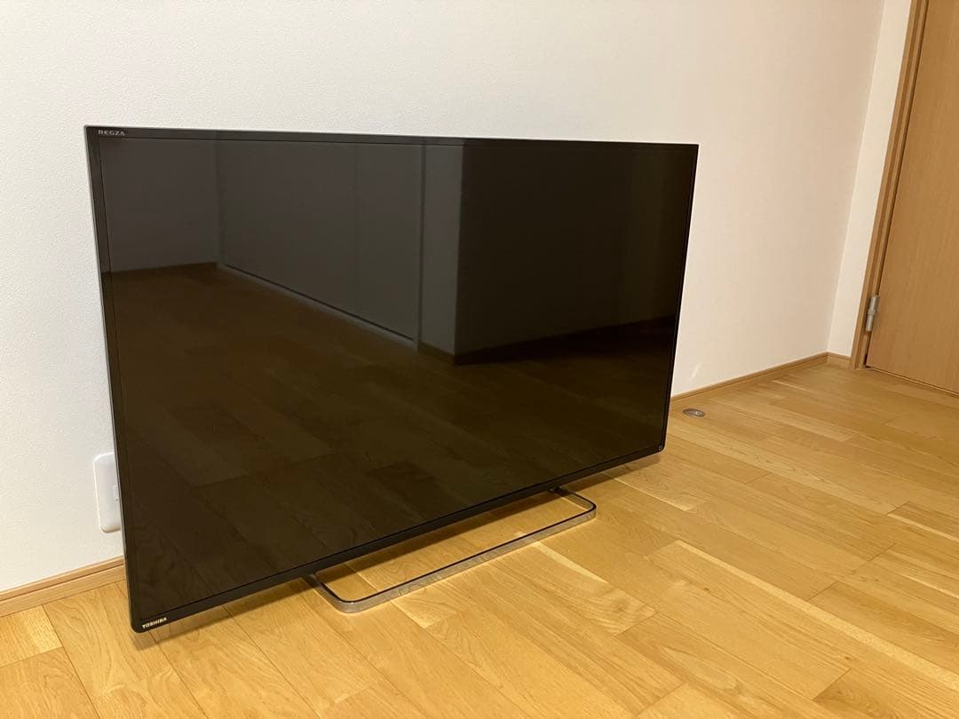 k*3様 東芝REGZAレグザ　47Z8 液晶テレビ　純正リモコン付き　TOSH