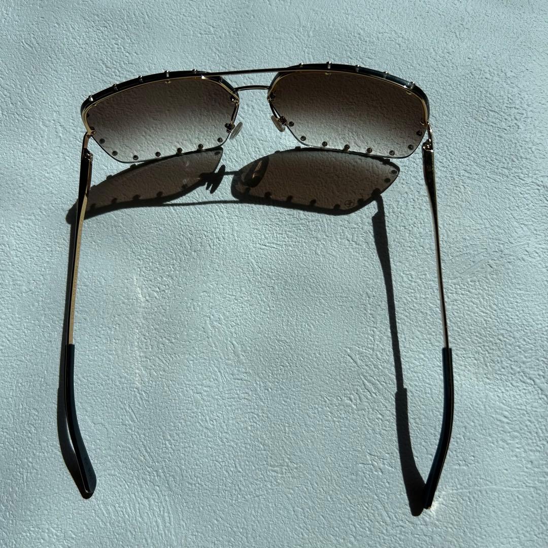 【LOUIS VUITTON 】スタッズ付き サングラス ザパーティー