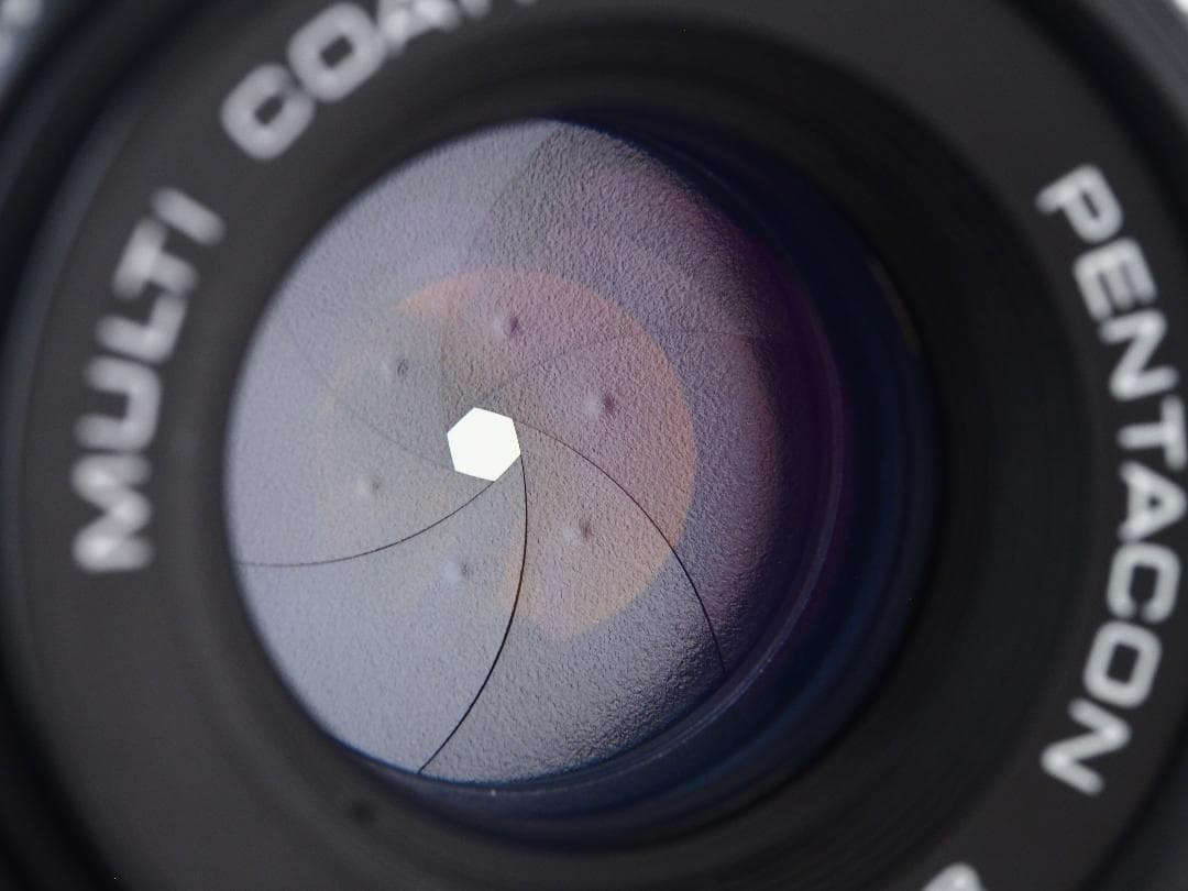 M42 PENTACON auto 50mm f1.8 MC ペンタコン